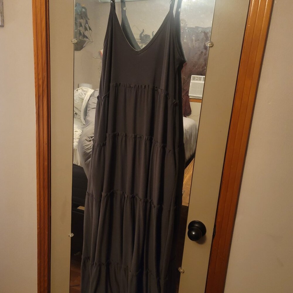 Zenana V Neck Cami Maxi with Pockets Size Small